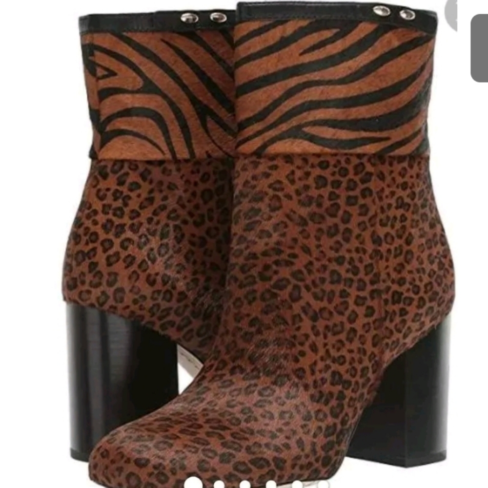 Sarto Animal print Dexter Ankle Bootie Sz 5.5